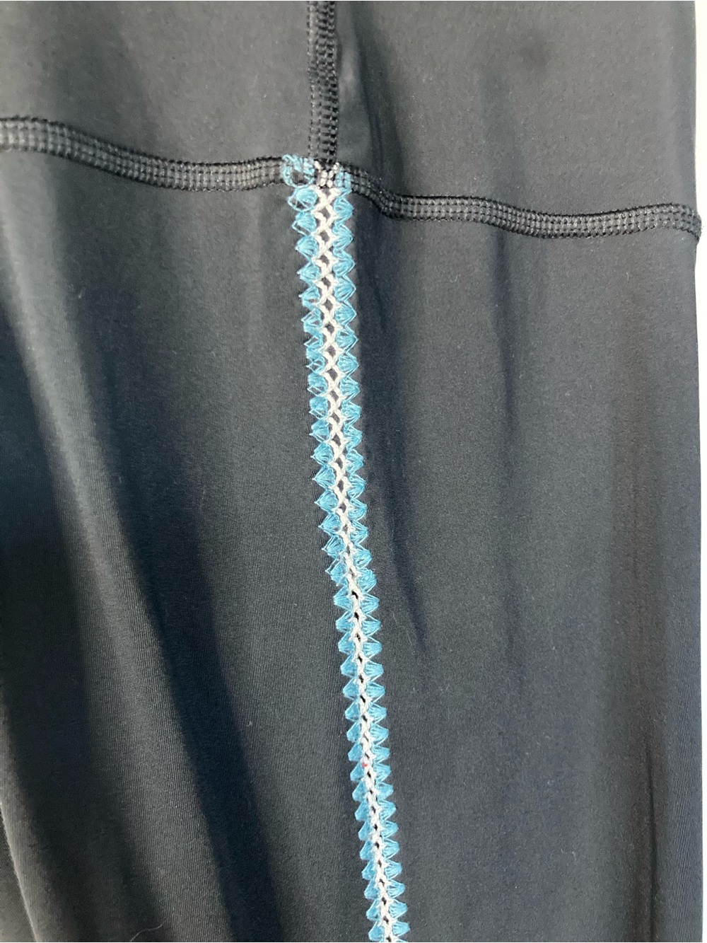 Nike dry fit black Leggings with Light Blue crocheted Side Stripe size xs - Picture 5 of 6
